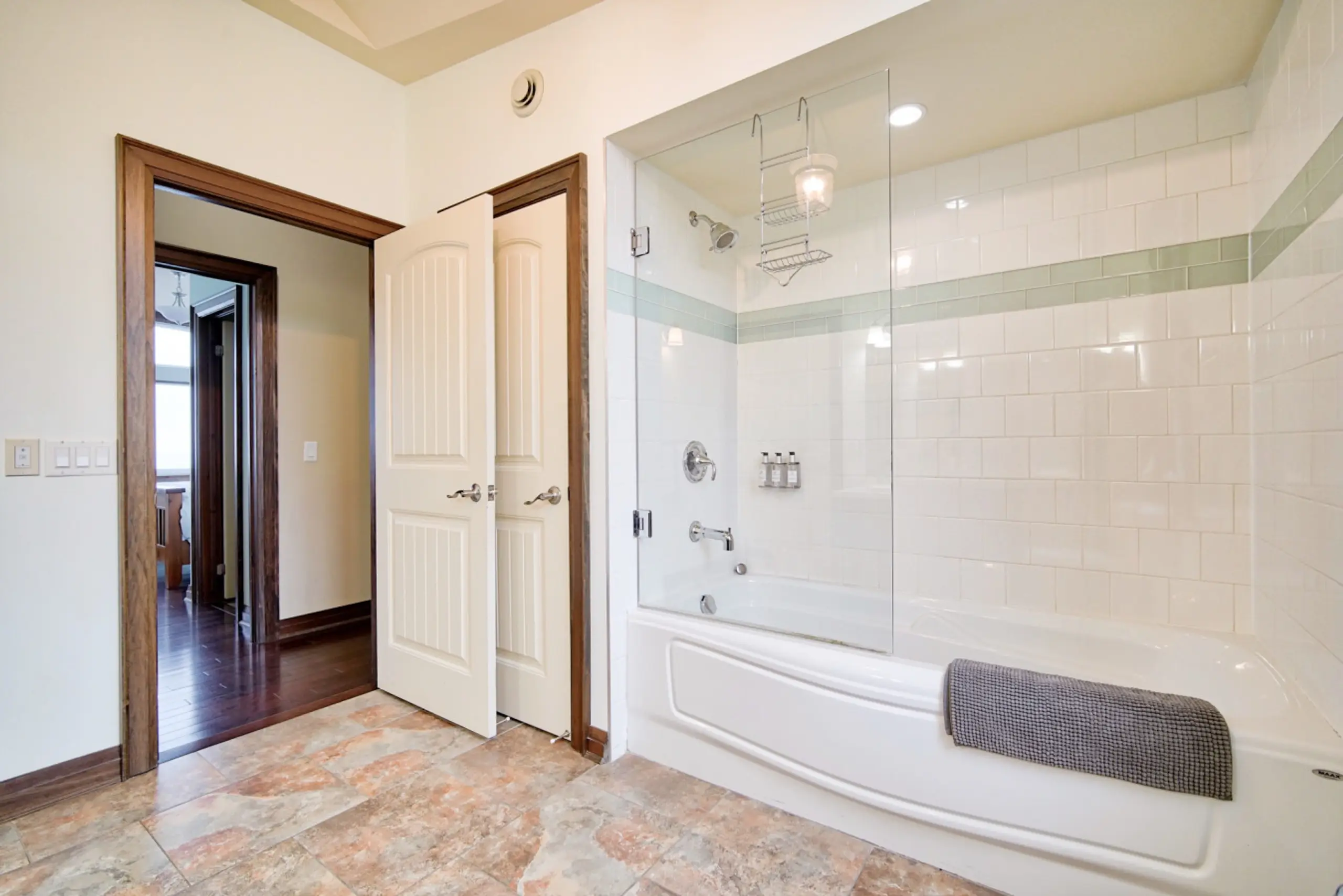 The Aqua Villa vacation rental photo 21 - Blue Mountain chalet