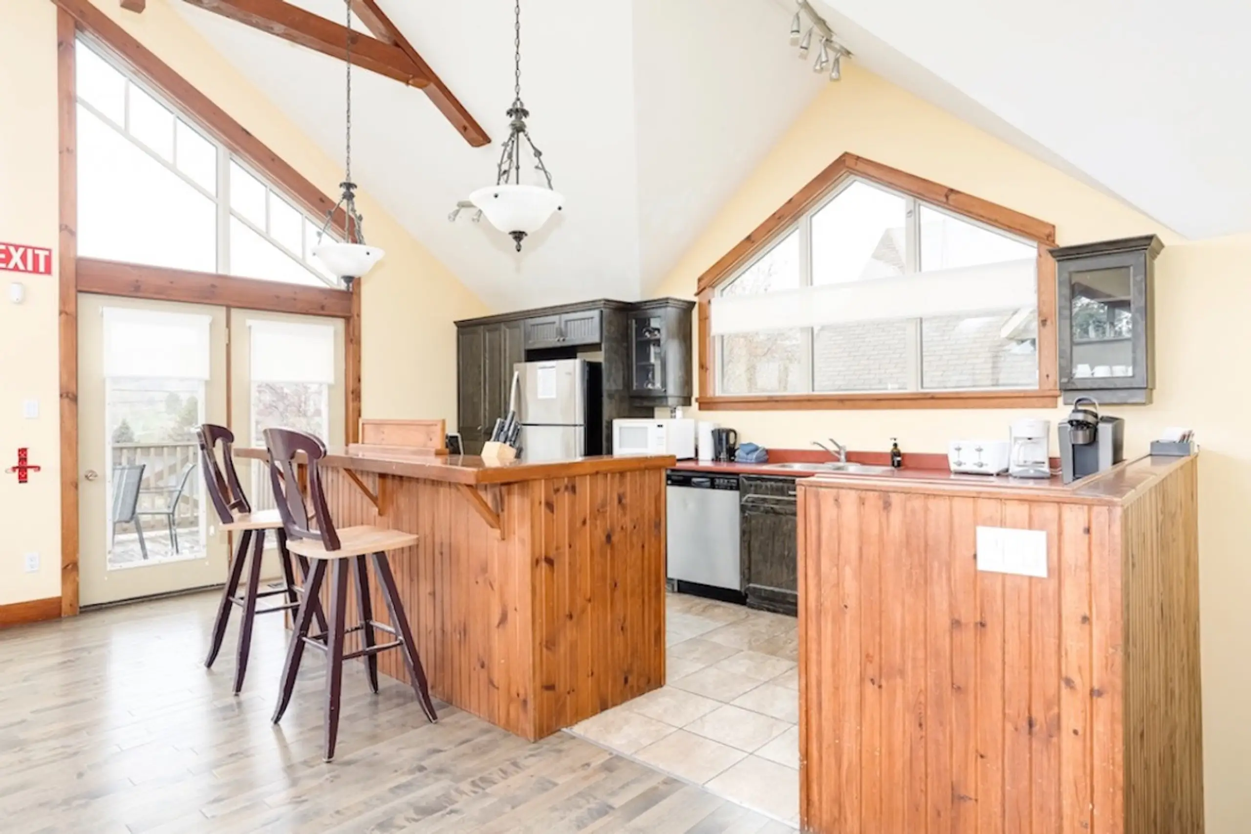 The Aurora vacation rental photo 12 - Blue Mountain chalet