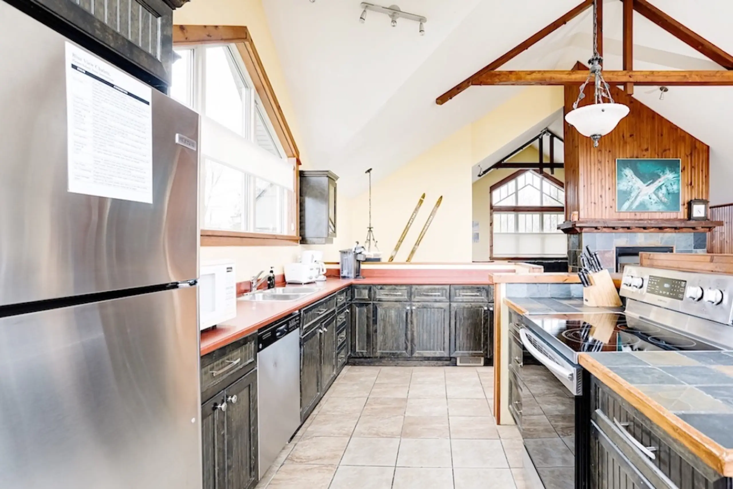 The Aurora vacation rental photo 10 - Blue Mountain chalet