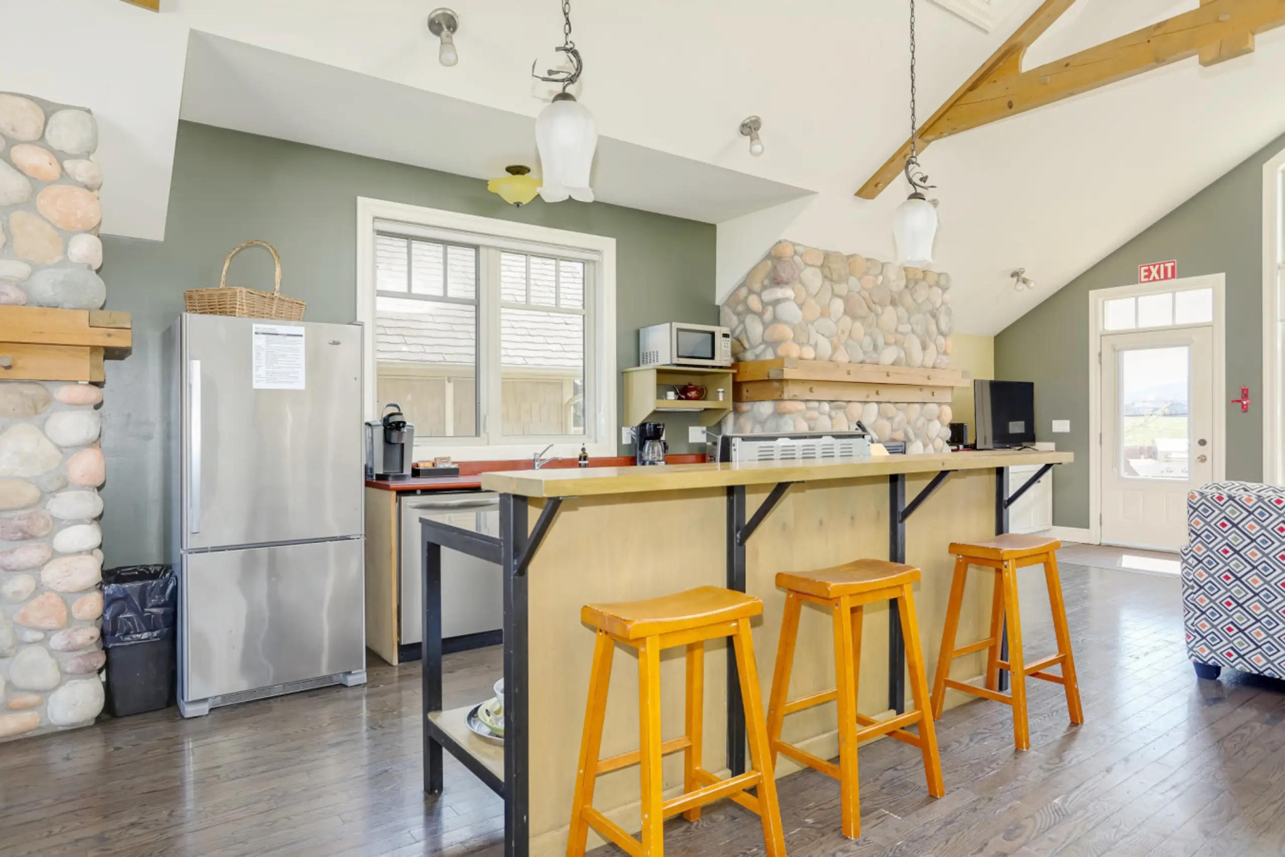 The Corona vacation rental photo 15 - Blue Mountain chalet