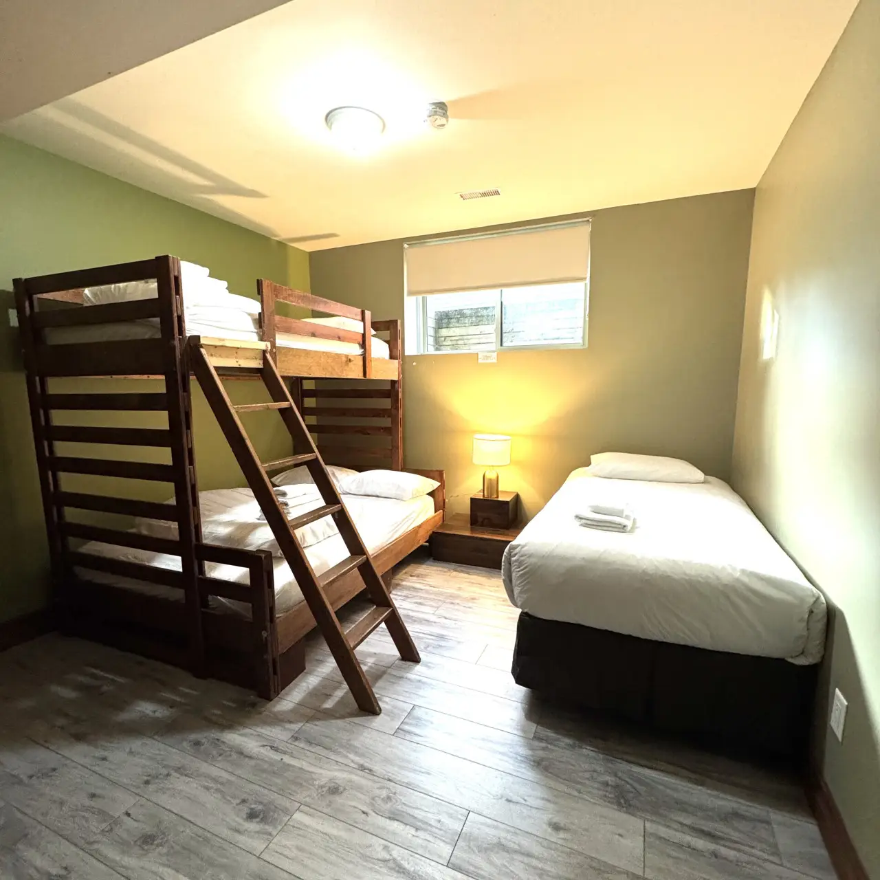 The Luna vacation rental photo 23 - Blue Mountain chalet