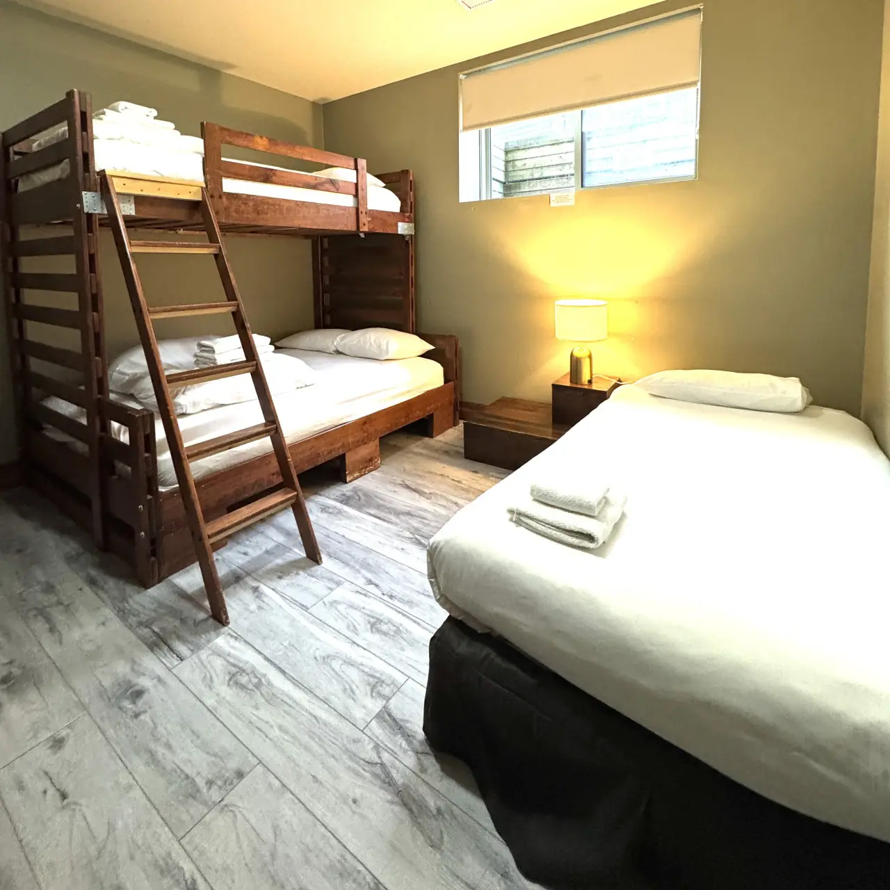 The Luna vacation rental photo 22 - Blue Mountain chalet