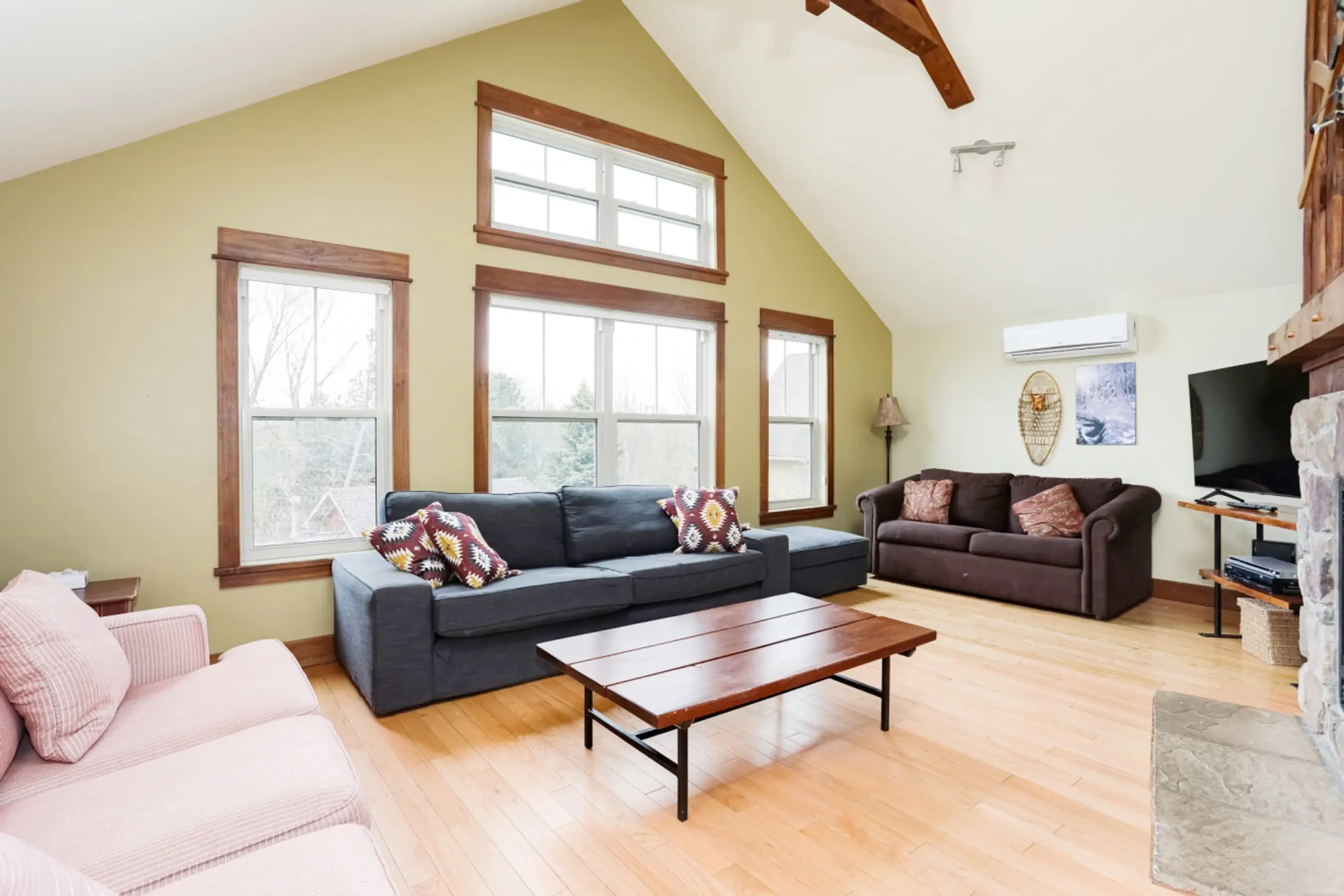 The Omega vacation rental photo 13 - Blue Mountain chalet