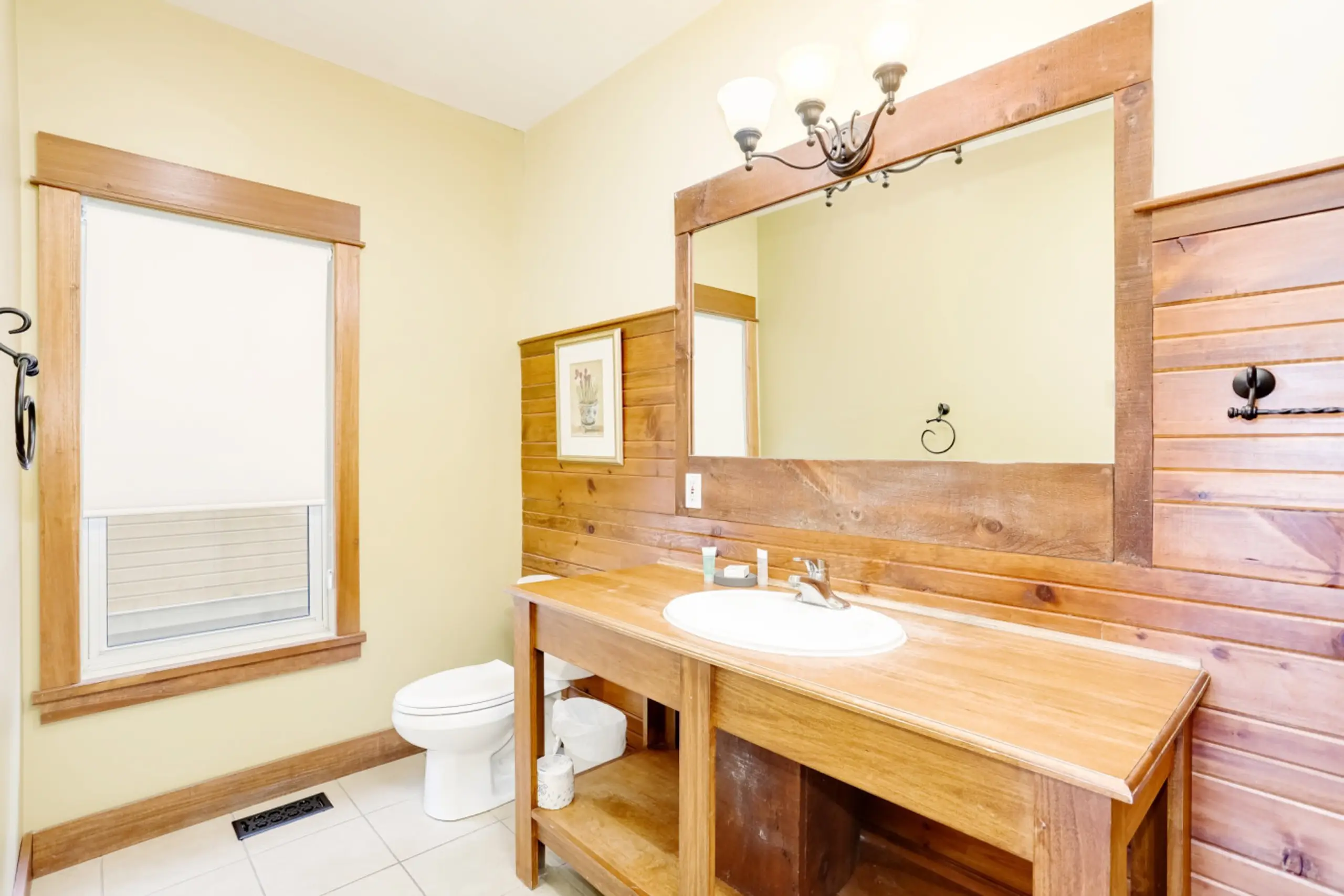 The Vega vacation rental photo 24 - Blue Mountain chalet